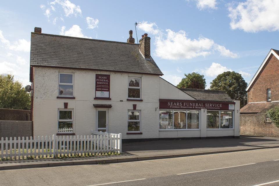 Sears Funeral Directors in Tonbridge, Kent.