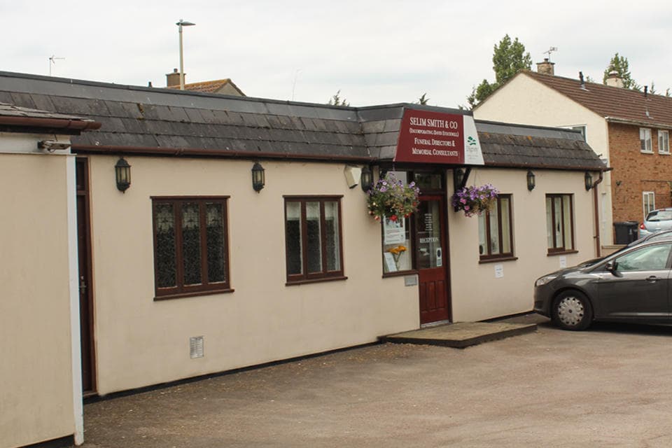Selim Smith & Co Funeral Directors in Painswick Road, Gloucester
