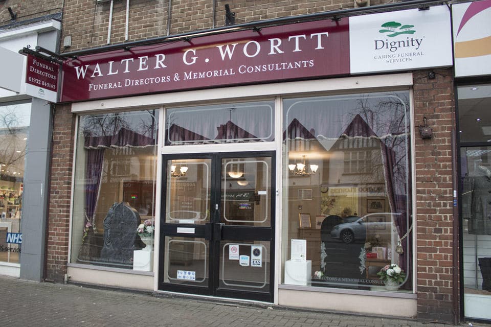 Walter G Wortt Funeral Directors in Addlestone
