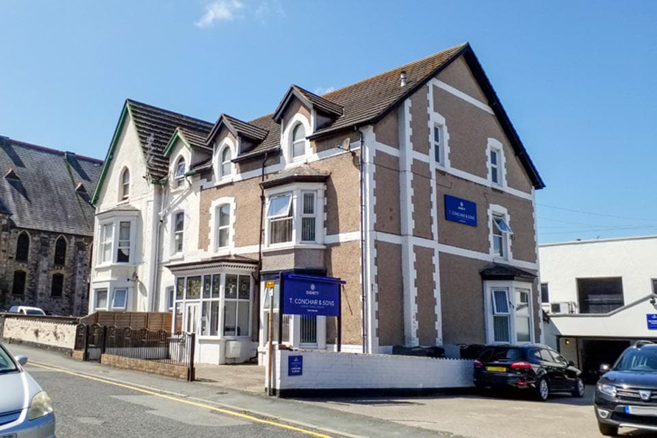 T. Conchar & Sons Funeral Directors in Colwyn Bay