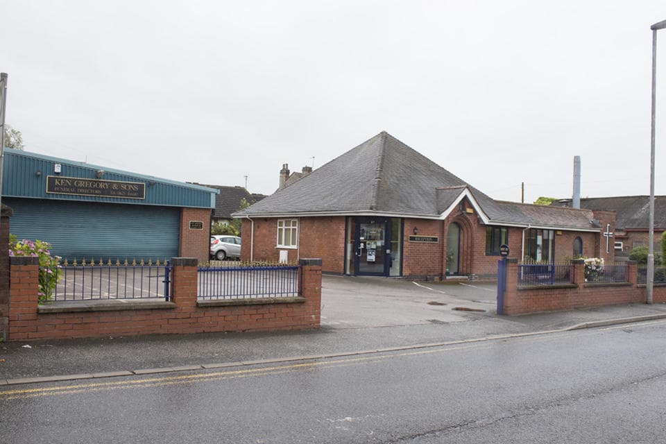 Ken Gregory & Sons Funeral Directors in Kirkby-in-Ashfield