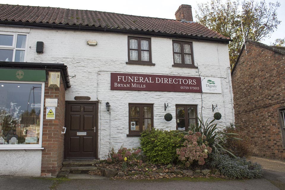 Bryan Mills Funeral Directors