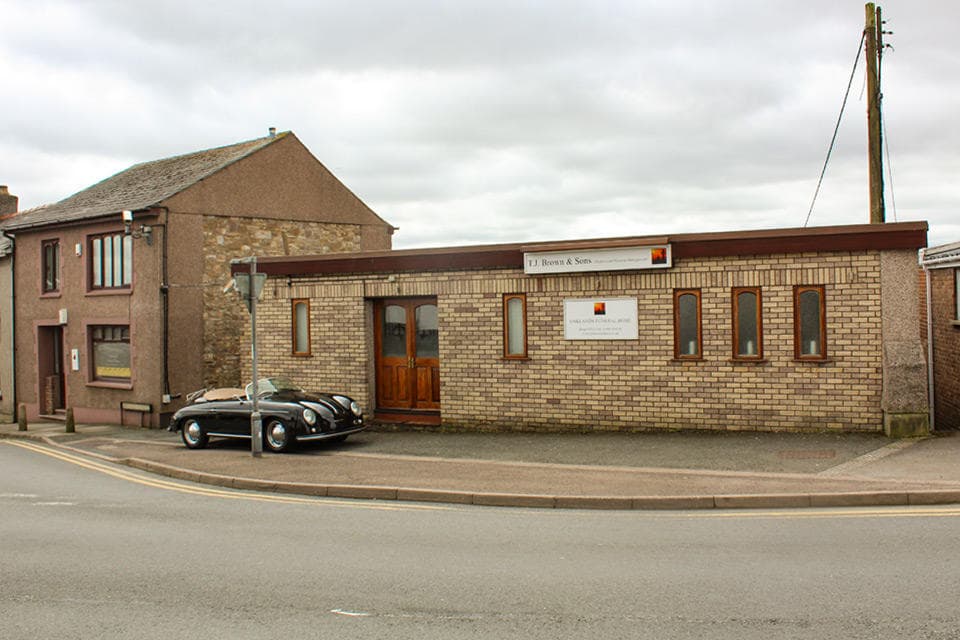 T J Brown & Sons Funeral Directors in Brynmawr, Gwent