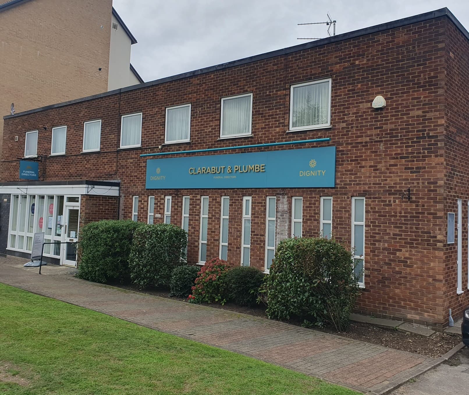 Clarabut & Plumbe Funeral Directors