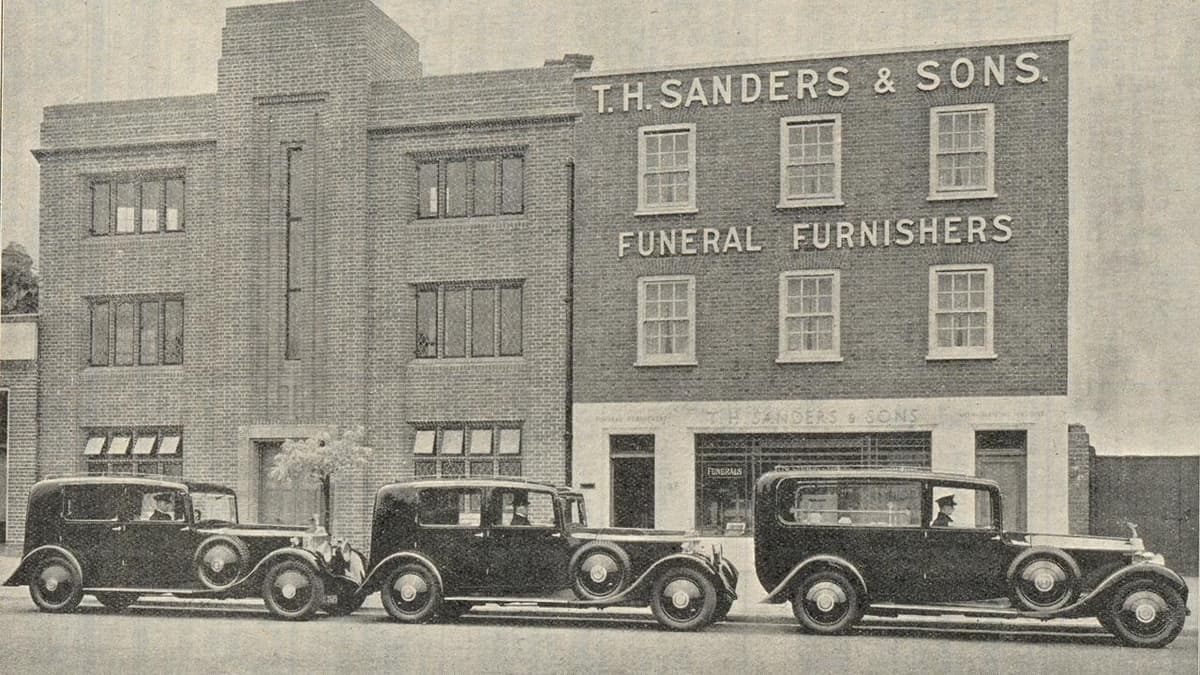 T H Sanders & Sons Funeral Directors
