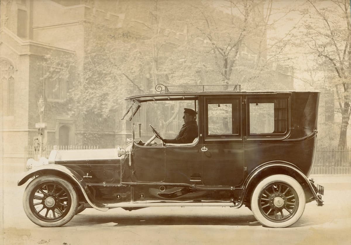 J H Kenyon Funeral Directors